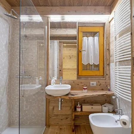 Amelu' Πανσιόν Ostana