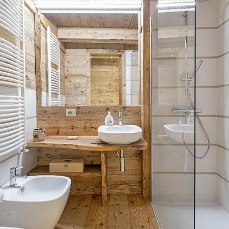 Amelu' Pensionat Ostana