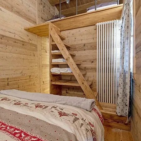 Amelu' Πανσιόν Ostana